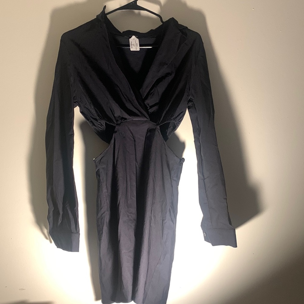 Never worn size small slim fit